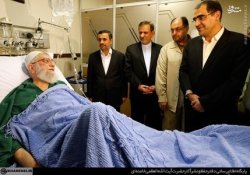 عیادت مسئولان نظام از رهبر انقلاب