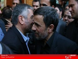 مهمانان ویژه مجلس ختم مادر احمدی نژاد