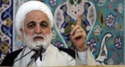 محسنی اژه ای: کسانی که می گویند به دین مردم کار نداشته باشید مراجع و حوزه های عملیه را به سخره گرفتند/ می‌خواهند «ما نمی توانیم» را به جامعه پمپاژ کنند/ در جامعه تبلیغ می‌شود نمی توانیم با ظالم دربیافتیم