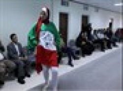 حضور گسترده آقایان در شوی لباس خانم ها!
	