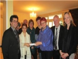 نقض آشکار اختیار سرزمینی ایران با تحویل جایزه «ساخاروف» به ستوده و پناهی+عکس نقض آشکار اختیار سرزمینی ایران با تحویل جایزه «ساخاروف» به ستوده و پناهی+عکس