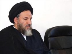 انتقاد آیت الله ملک حسینی از احداث جاده در دل جنگلها و ساخت مدارس بدون دانش آموز