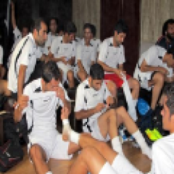 شهرداری یک گام دیگر به سقوط نزدیک شد/رحمان احمدی:نبود مهاجم مشکل اصلی تیم شهرداری