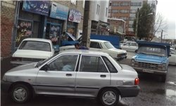 تسخیر پیاده‌روهای یاسوج به وسیله خودروهای دولتی+سند